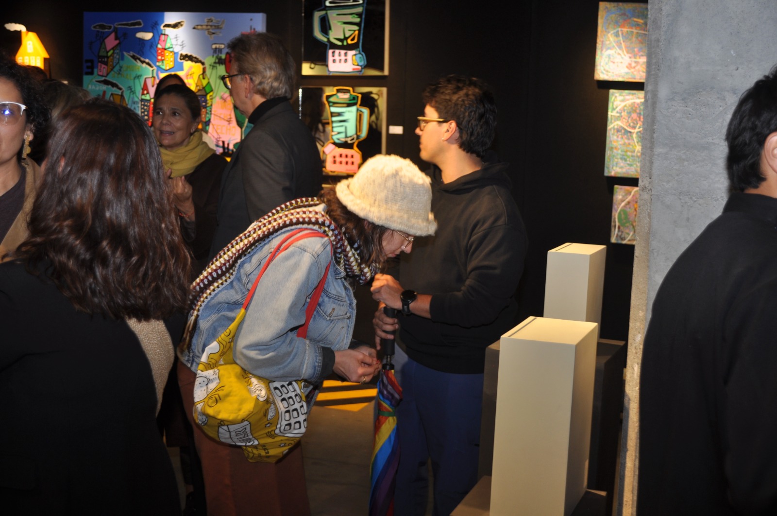 Obra iluminada durante una exposición, registro 7