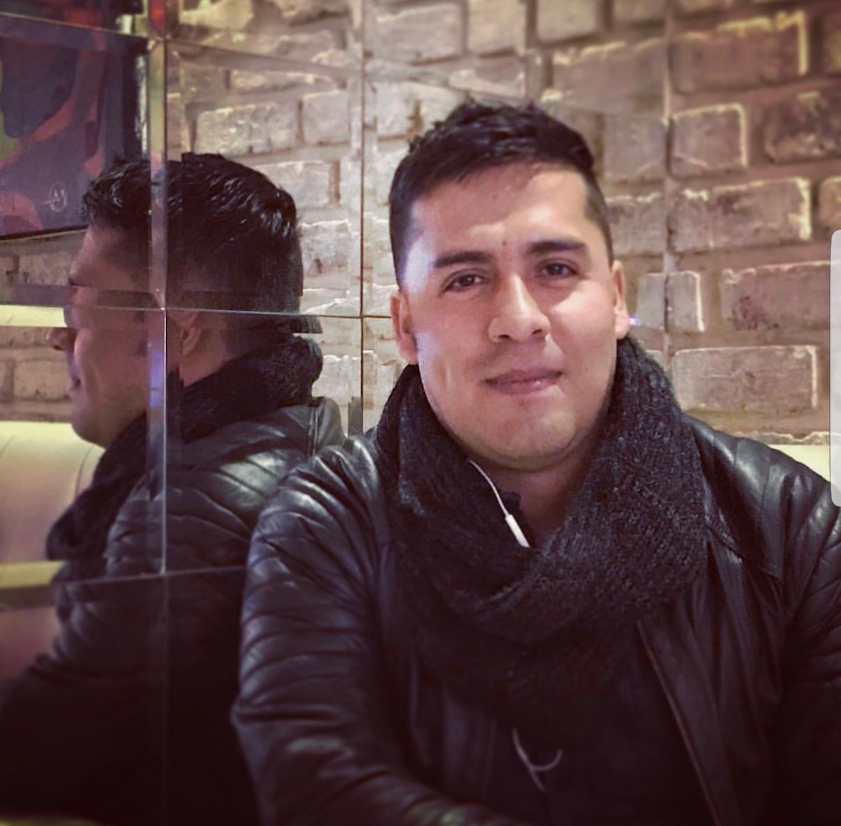 Retrato de John Geoffrey Sánchez